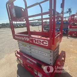 2019 MEC MICRO 19 Scissor Lift