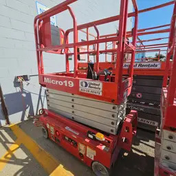 2019 MEC MICRO 19 Scissor Lift