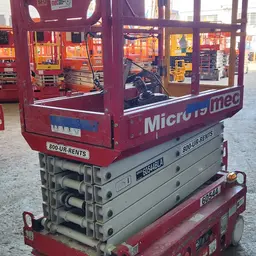 2018 MEC MICRO 19 Scissor Lift