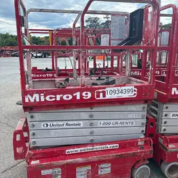 2019 MEC MICRO 19 Scissor Lift