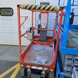 2018 Skyjack SJ12 Self-Propelled One-Person Lift