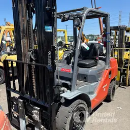 2017 Toyota 8FGU30 Warehouse Forklift