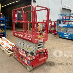 2019 MEC MICRO 19 Scissor Lift