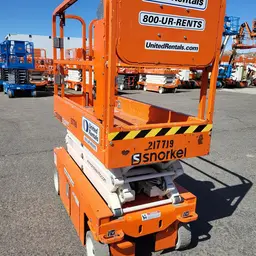 2018 Snorkel S3219E Scissor Lift