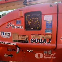 2017 JLG 600AJ Articulating Boom Lift