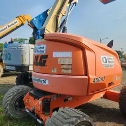 2017 JLG E450AJ Articulating Boom Lift