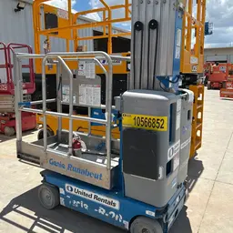 2017 Genie GR-20 Self-Propelled One-Person Lift