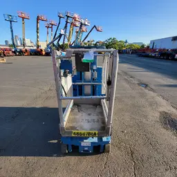 2017 Genie GR-15 Self-Propelled One-Person Lift
