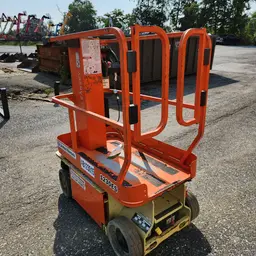 2019 JLG 1230ES Self-Propelled One-Person Lift