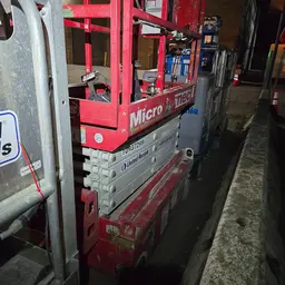 2019 MEC MICRO 19 Scissor Lift