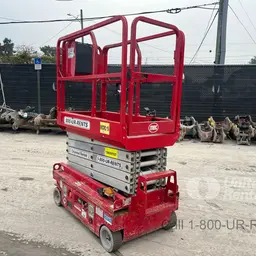 2017 MEC MICRO 19 Scissor Lift