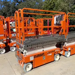 2020 Snorkel S3215L Scissor Lift