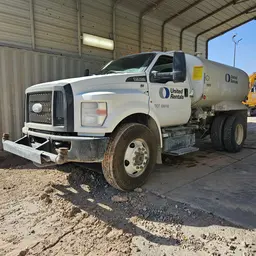 2019 Ford F-750 GAS Water Truck