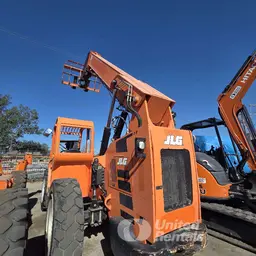 2018 SKYTRAK 6042 Forklift
