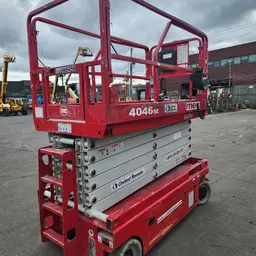 2017 MEC 4046SE Scissor Lift