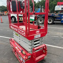2019 MEC MICRO 19 Scissor Lift
