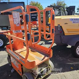 2019 JLG 1230ES Self-Propelled One-Person Lift