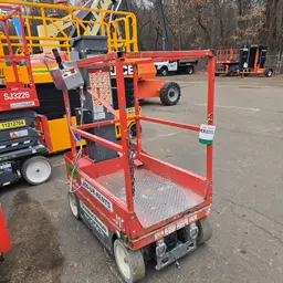2018 Skyjack SJ12 Self-Propelled One-Person Lift