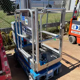 2018 Genie GR-20 Self-Propelled One-Person Lift