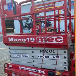 2019 MEC MICRO 19 Scissor Lift
