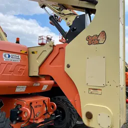 2017 JLG 800AJ Articulating Boom Lift