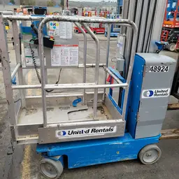 2017 Genie GR-20 Self-Propelled One-Person Lift