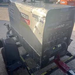 2022 Lincoln Electric LE400 Welder