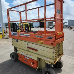 2018 JLG 2632ES Scissor Lift