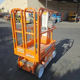 2020 Snorkel TM12E Self-Propelled One-Person Lift