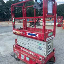 2019 MEC MICRO 19 Scissor Lift