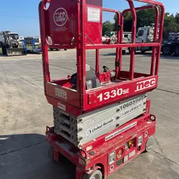 2017 MEC 1330SE Scissor Lift