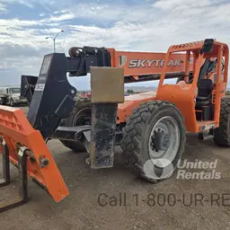 2018 SKYTRAK 10054 Forklift
