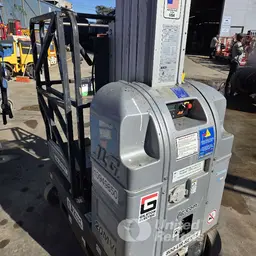 2019 JLG 20MVL Self-Propelled One-Person Lift
