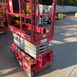 2018 MEC MICRO 19 Scissor Lift