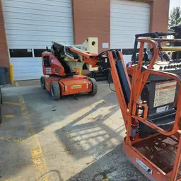 2016 JLG E400AJPN Articulating Boom Lift