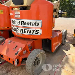 2018 JLG E400AJPN Articulating Boom Lift