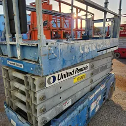 2016 Genie GS-3232 Scissor Lift