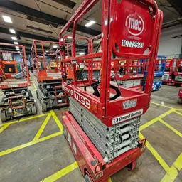 2018 MEC MICRO 19 Scissor Lift