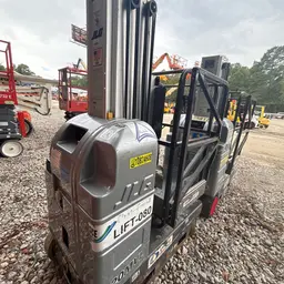 2018 JLG 20MVL Self-Propelled One-Person Lift