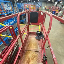 2018 MEC MICRO 19 Scissor Lift