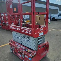 2018 MEC MICRO 19 Scissor Lift