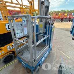 2018 Genie GR-20 Self-Propelled One-Person Lift