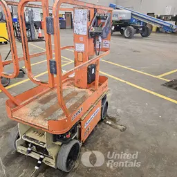 2019 JLG 1230ES Self-Propelled One-Person Lift