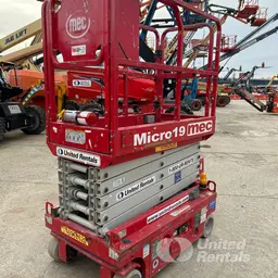 2019 MEC MICRO 19 Scissor Lift