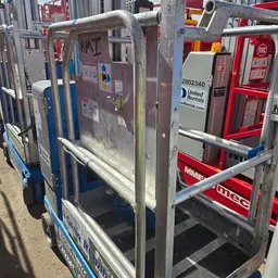 2019 Genie GR-20 Self-Propelled One-Person Lift