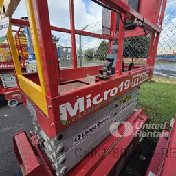 2019 MEC MICRO 19 Scissor Lift