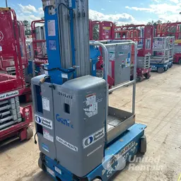 2016 Genie GR-20 Self-Propelled One-Person Lift