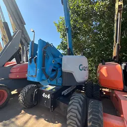 2017 Genie Z-62/40J Articulating Boom Lift