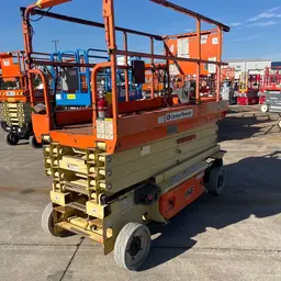 2018 JLG 3246ES Scissor Lift