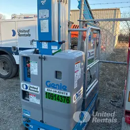 2019 Genie GR-20 Self-Propelled One-Person Lift
